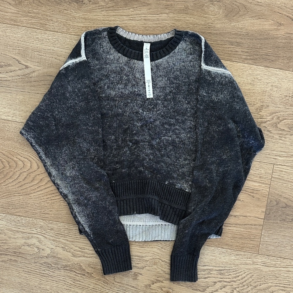 Lululemon sweater